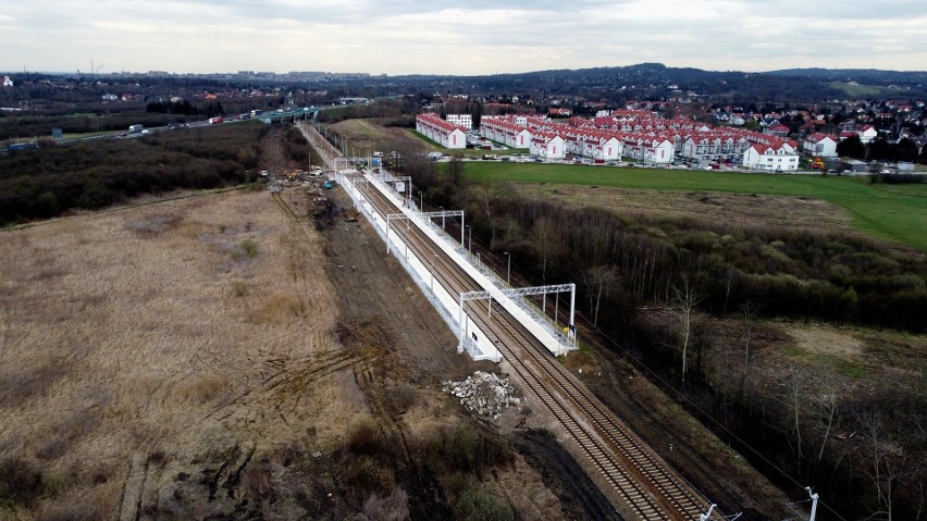 Kończy się budowa nowego przystanku kolejowego Kraków...