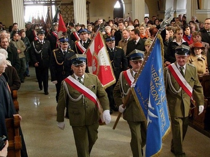 Nakło w żałobie po tragedii w Smoleńsku