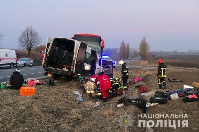 Ukraina: Siedem osób zginęło, a dziewięć kolejnych zostało rannych w wyniku wypadku, do którego doszło w środę w obwodzie chmielnickim
