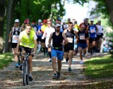 Biegowo-rowerowy maraton wokół Jeziora Sulejowskiego [ZDJĘCIA]