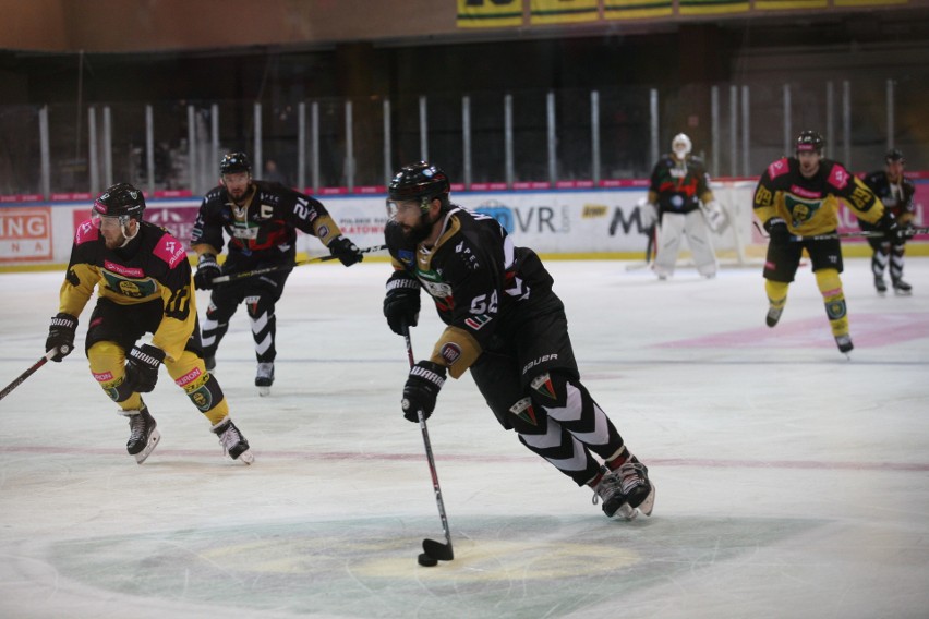 Tauron KH GKS Katowice wziął rewanż na GKS Tychy (5:2). Na...