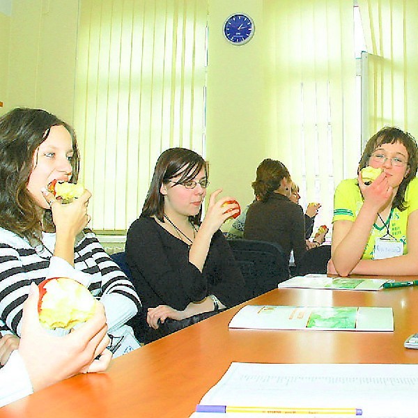 Dieta bogata w owoce i warzywa pozwoli zachować odpowiednią wagę