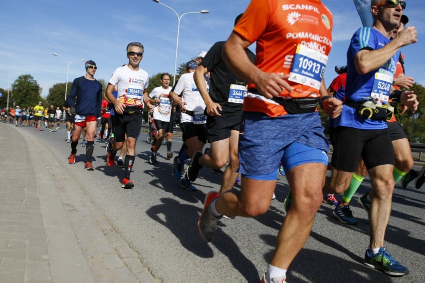 Uczestnicy Maratonu Warszawskiego 2018. Więcej zdjęć...