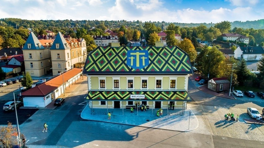 Dworzec autobusowy w Wieliczce został zgłoszony do 26....