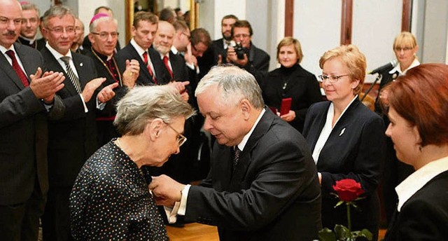 Prezydent Lech Kaczyński był w Tarnowie m.in. podczas obchodów Święta Niepodległości w 2008 r.