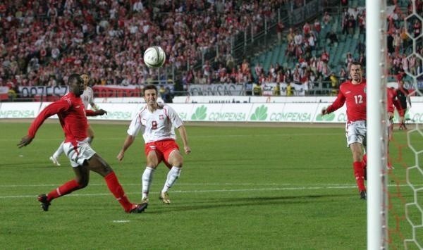 Ostatnim kadrowiczem, który w Polsce strzelił bramkę Anglikom, jest Maciej Żurawski - w 2004 r. w Chorzowie (było 1:2)