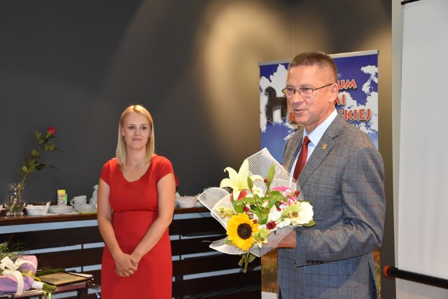 W imieniu władz Nakła gratulacje z okazji jubileuszu złożył miłośnikom grodu nad Notecią Jan Światłowski, przewodniczący rady