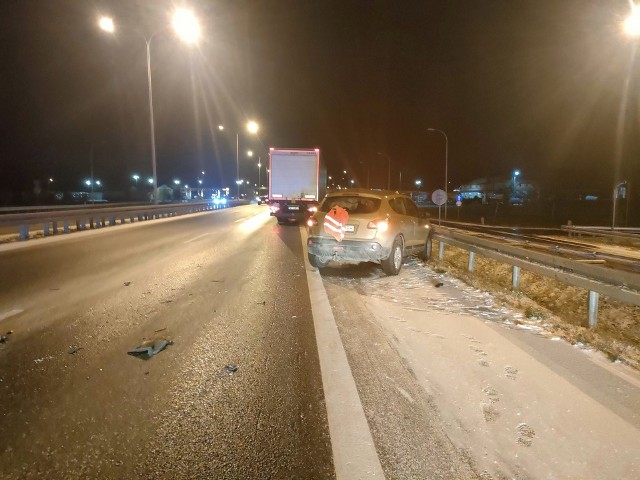 W zdarzeniu drogowym na trasie numer 7 nikomu nic się nie stało.