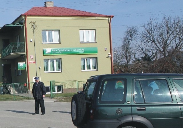 Do napadu na bank w Wielkich Oczach doszło w marcu tego roku.