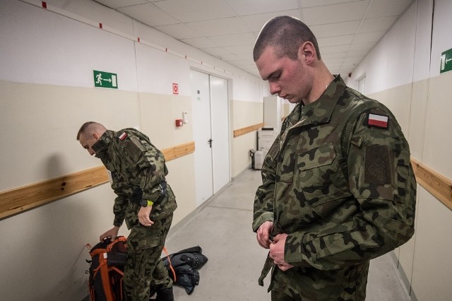 Po zdaniu egzaminu żołnierze złożą przysięgę wojskową 14 grudnia.