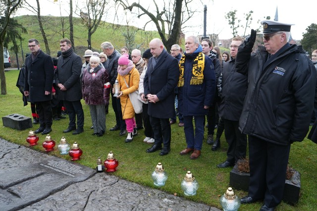 W środę oddano hołd ofiarom zbrodni pomorskiej w toruńskim Parku Pamięci