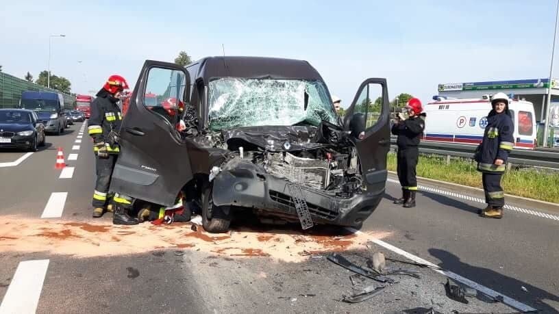 Wypadek na S8. Kolizja dwóch pojazdów zakorkowała wjazd do Białegostoku