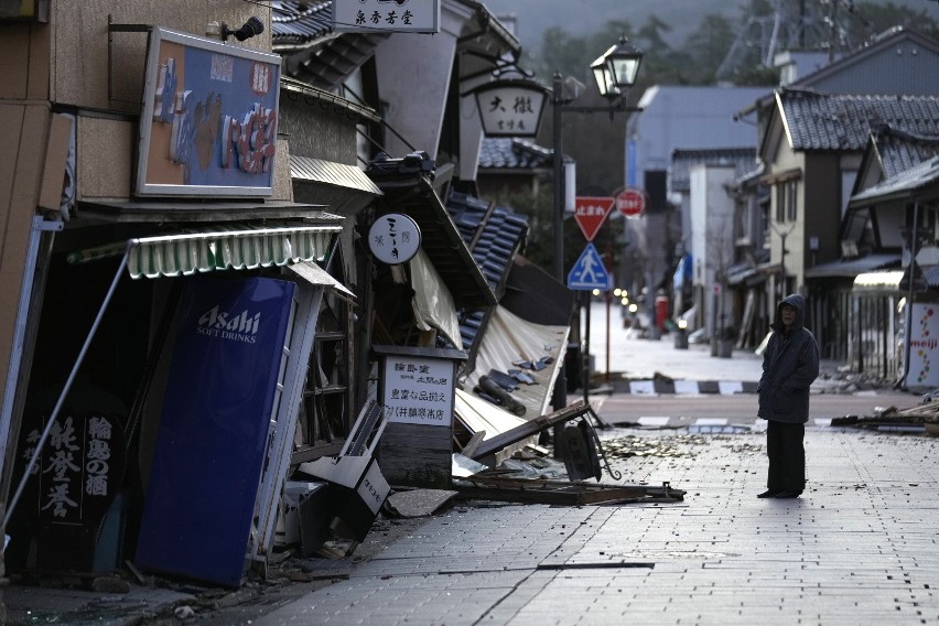 Tragiczny bilans trzęsienia ziemi w Japonii. 92 zabitych, co najmniej 242 zaginionych
