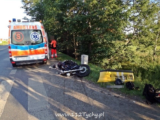 Wypadek na DK 44 w Tychach: Samochód zderzył się z motocyklem [ZDJĘCIA]