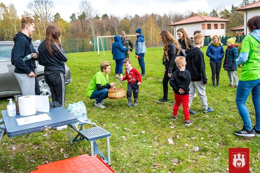 Wielkie sprzątanie Malinki. Dzieciaki ze zgierskich placówek zebrały prawie dwie tony odpadów.