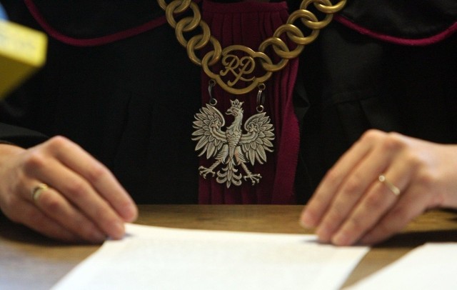 Śledztwo prowadzi Prokuratura Okręgowa w Koszalinie.