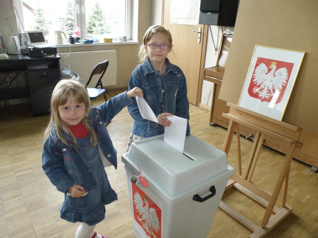 Wybory prezydenckie 2015 w Mysłowicach przebiegają spokojnie i bez zakłóceń.