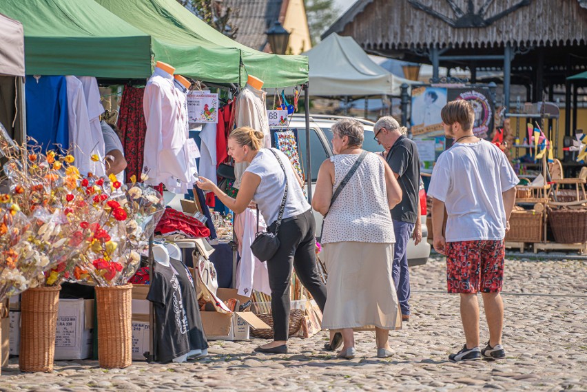 Jarmark Rzemiosła w Starym Sączu. Rękodzieło, regionalne produkty i koncerty [ZDJĘCIA]