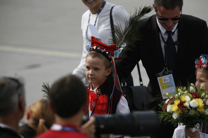 Przylot papieża Franciszka do Krakowa [ZDJĘCIA, WIDEO]