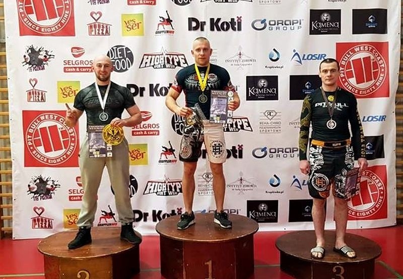 Aspirant Krzysztof Babisz z Prudnika został wicemistrzem Polski w brazylijskim Jiu–Jitsu