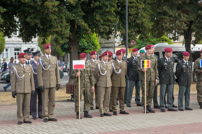 Polscy żołnierze bezkonkurencyjni w XXXVIII Międzynarodowym Wieloboju Spadochronowym [FOTO!]