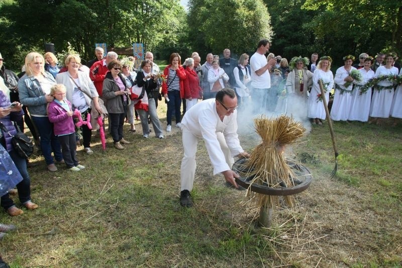 Noc Świętojańska w skansenie w Tokarni