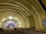 Tak powstaje ogromny tunel na dolnośląskiej drodze ekspresowej S3. Ma ponad 2300 metrów! [NOWE ZDJĘCIA]