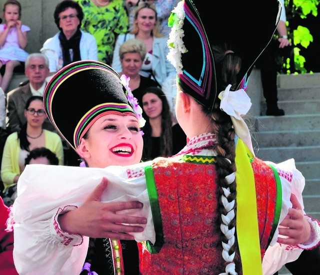 Białostockie czytanie „Wesela” uatrakcyjni występ Kurpi Zielonych. Grupa zaprosi też białostoczan do wspólnego poloneza