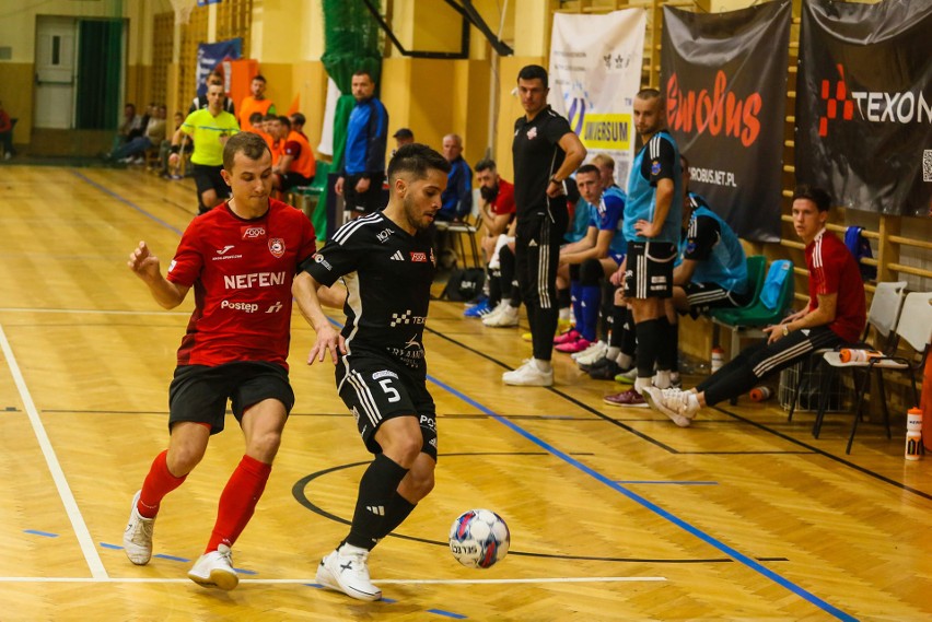 Futsaliści z Pniew po zwycięstwie w Przemyślu w środę, 18...