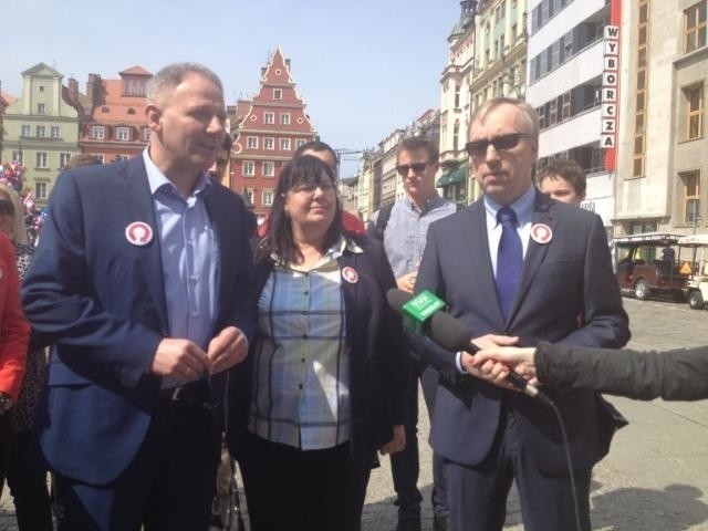 Jacek Protasiewicz, Ewa Wolak i Bogdan Zdrojewski ogłaszają termin wizyty Bronisława Komorowskiego we Wrocławiu