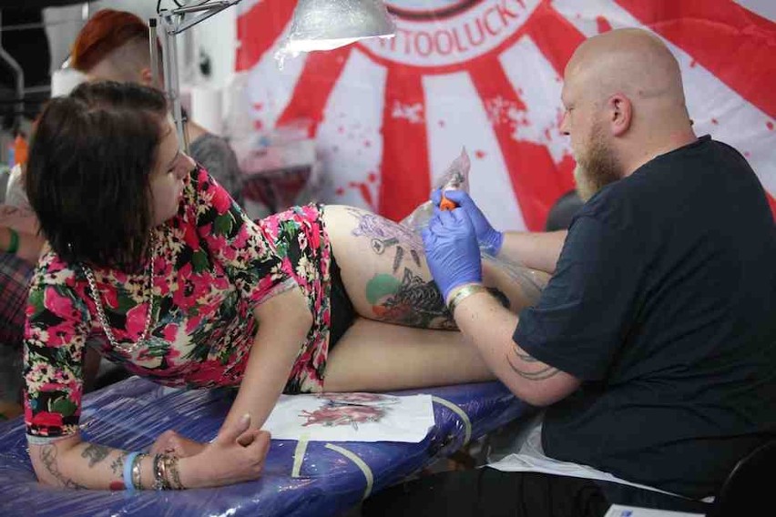 Festiwal tatuażu w Szybie Wilson w Katowicach. Cropp Tattoo...