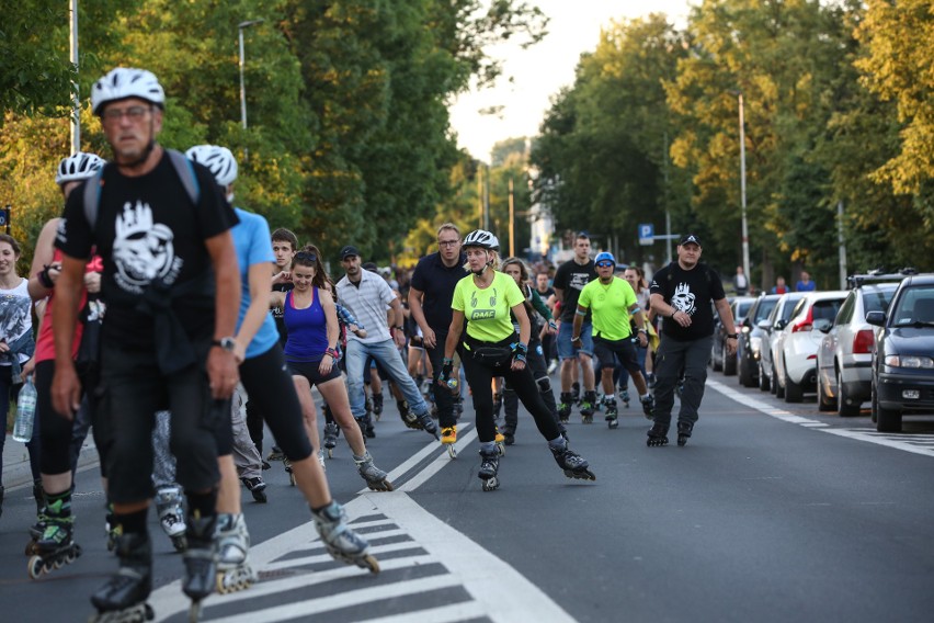 Kraków, Rolki i My. Przejazd pod hasłem "Wakacje z Rolkami" [ZDJĘCIA UCZESTNIKÓW] 