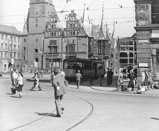 Unikatowe zdjęcia powojennego Wrocławia. Tak wyglądało nasze miasto w latach 1945-1950