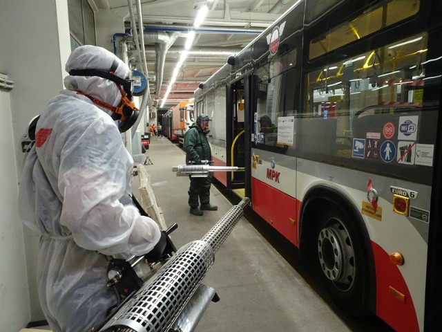 Dezynfekcja autobusów w Częstochowie