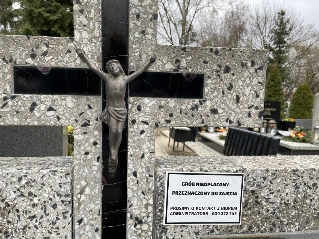 Zarządca gorzowskiego cmentarza znów przypomina o opłatach za miejsca pochówku.