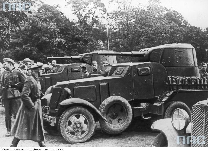 Wrzesień 1939 roku - obaj okupanci Polski spotykają się na...