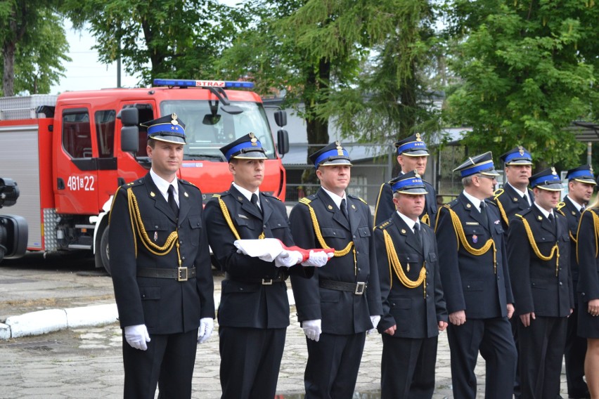 Jaworzno: obchody Dnia Strażaka za nami. Były awanse i strażacka grochówka ZDJĘCIA