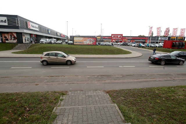 Nowe przejście ułatwi przejście między centrami handlowymi przy ulicy Milczańskiej