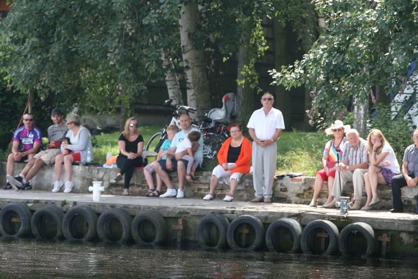 Wierni modlili się nad Zalewem Rybnickim [ZDJĘCIA]