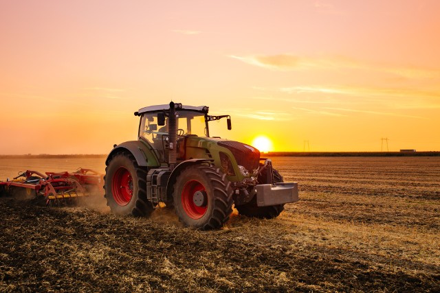 Warunkiem użyczenia ziemi rolnej jest prowadzenie na niej działalności rolniczej.