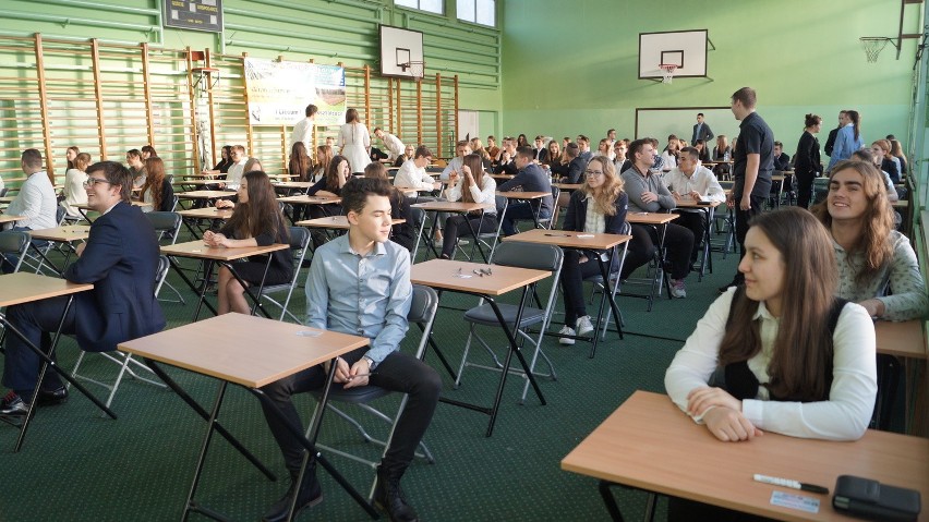 Próbna matura Operon 2017 w Jastrzębiu: Uczniowie bez stresu