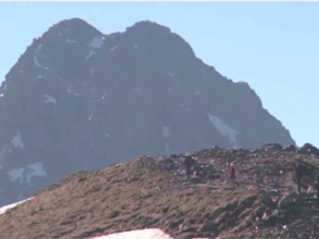 Tatry. Zginął 34-letni turysta wspinający się w Tatrach. Mężczyzna najprawdopodobniej poślizgnął się i spadł w przepaść. Miał niezbędny sprzęt do wspinaczki.