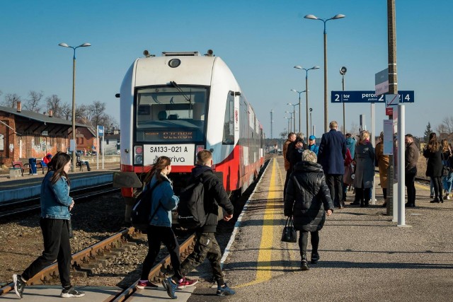 13 marca 2022 roku przywrócono linię kolejową Szlachta-Wierzchucin. Od 1 kwietnia będzie więcej pociągów na trasie Toruń - Sierpc.