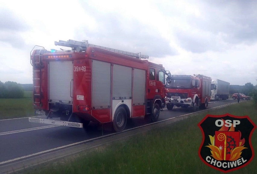 Wypadek na "chociwelce". Kierującą zabrał ratowniczy śmigłowiec. Ruch odbywa się wahadłowo