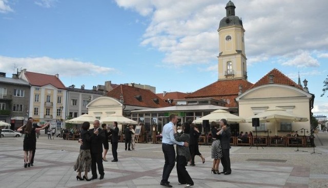 Rynek Kościuszki miał się roić od maturzystów. Młodzieży jednak zabrakło