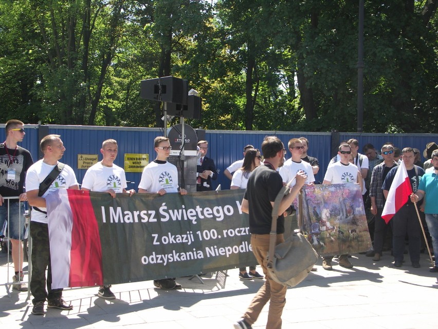 12 maja w Warszawie odbył się I Marsz Świętego Huberta -...