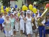 Przemarsz Kapeluszowy w Bydgoszczy. Seniorze, kapelusz na głowę i w drogę!