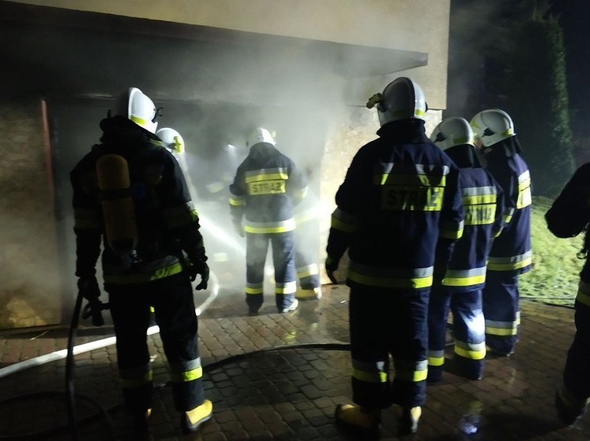 W piątek około godz. 17 straż pożarna z Przeworska odebrała...