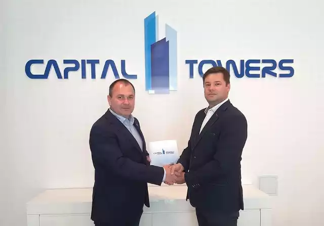 Na zdjęciu Dariusz Kaszowski, trener Rawlplug Sokoła, i Bartłomiej Bartoś, szef Capital Towers