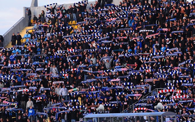 Fotoreportaż z meczu i zadymy na stadionie